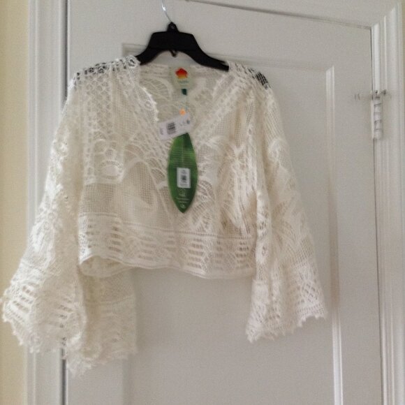 FARM Rio Guipure Lace Blouse - Picture 6 of 11